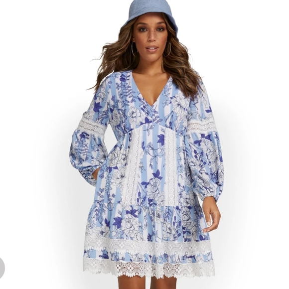 NWT New York & Company Blue & White Floral Print Babydoll Long Sleeve Dress - Picture 14 of 14